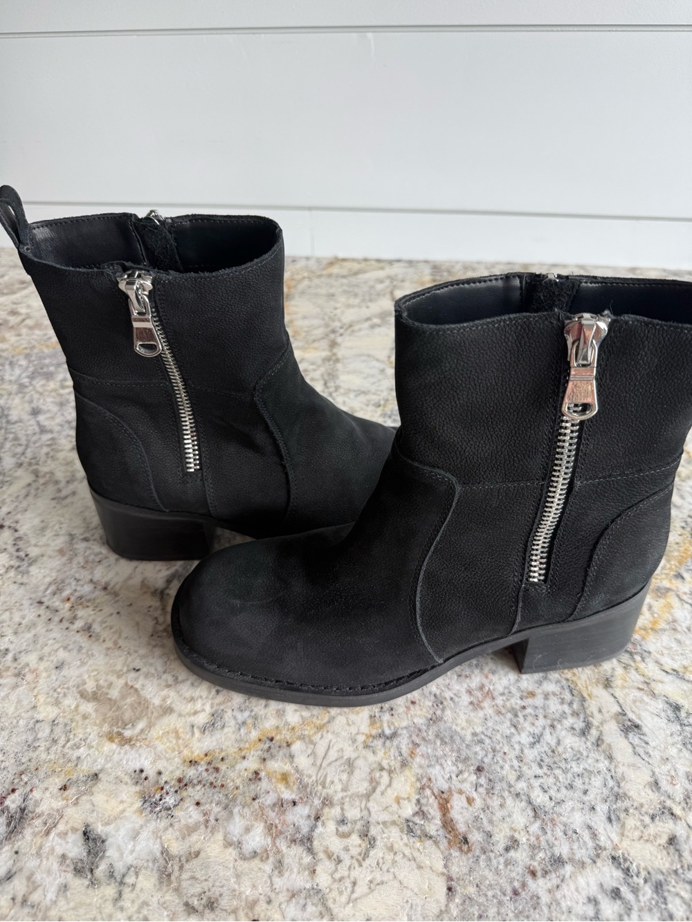 Women’s Blondo Black Side-Zip Ankle Boots